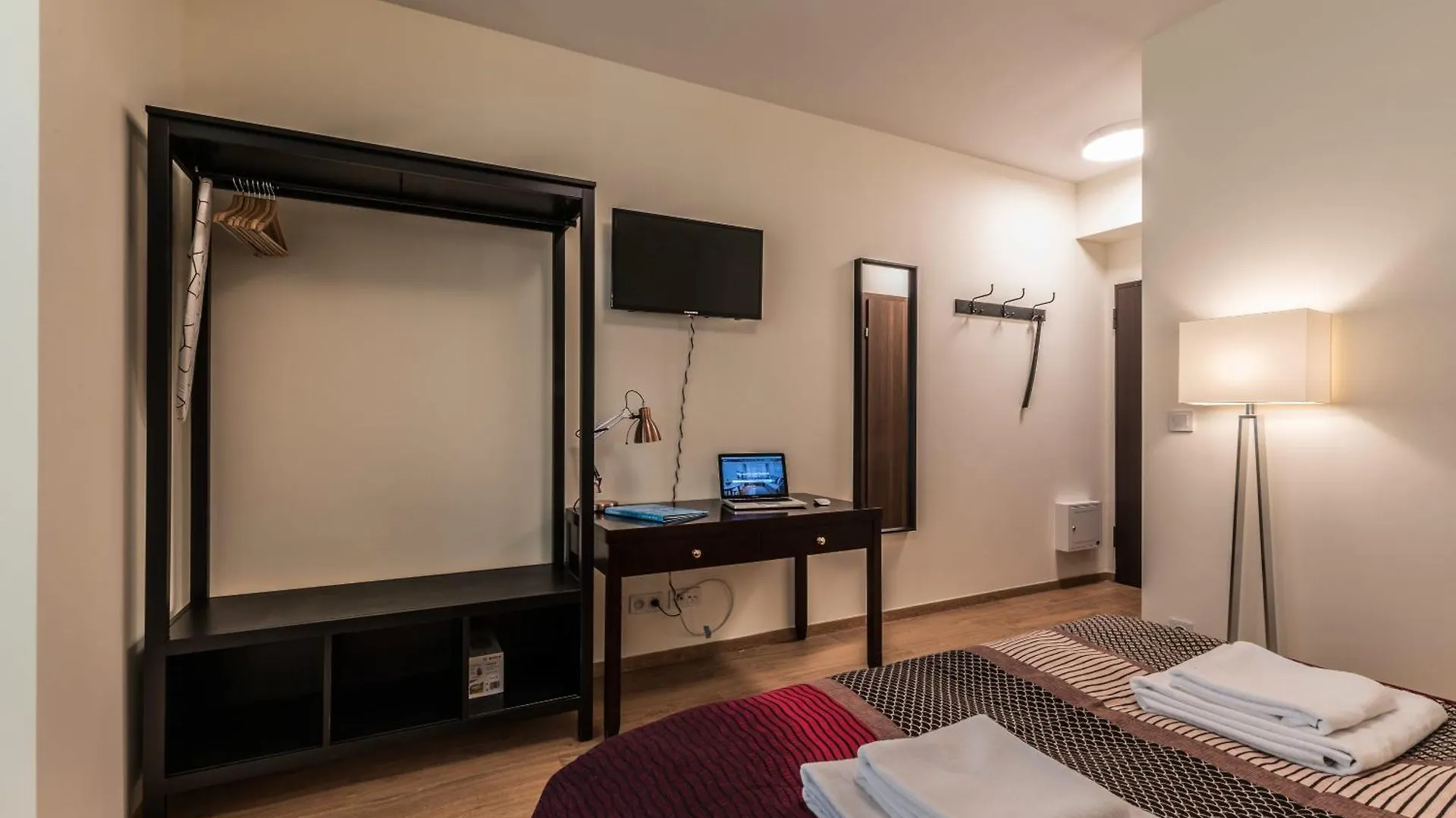 Stylowe Studio W Poznaniu Blisko Mtp By Noclegi Renters 0*, Poznań